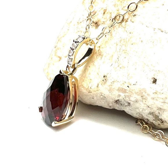 Natural Garnet and Diamond Pendant 14k Yellow Gold , January Birthstone - Picture 2 of 10